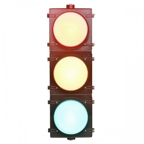 300三联塑壳机动车灯